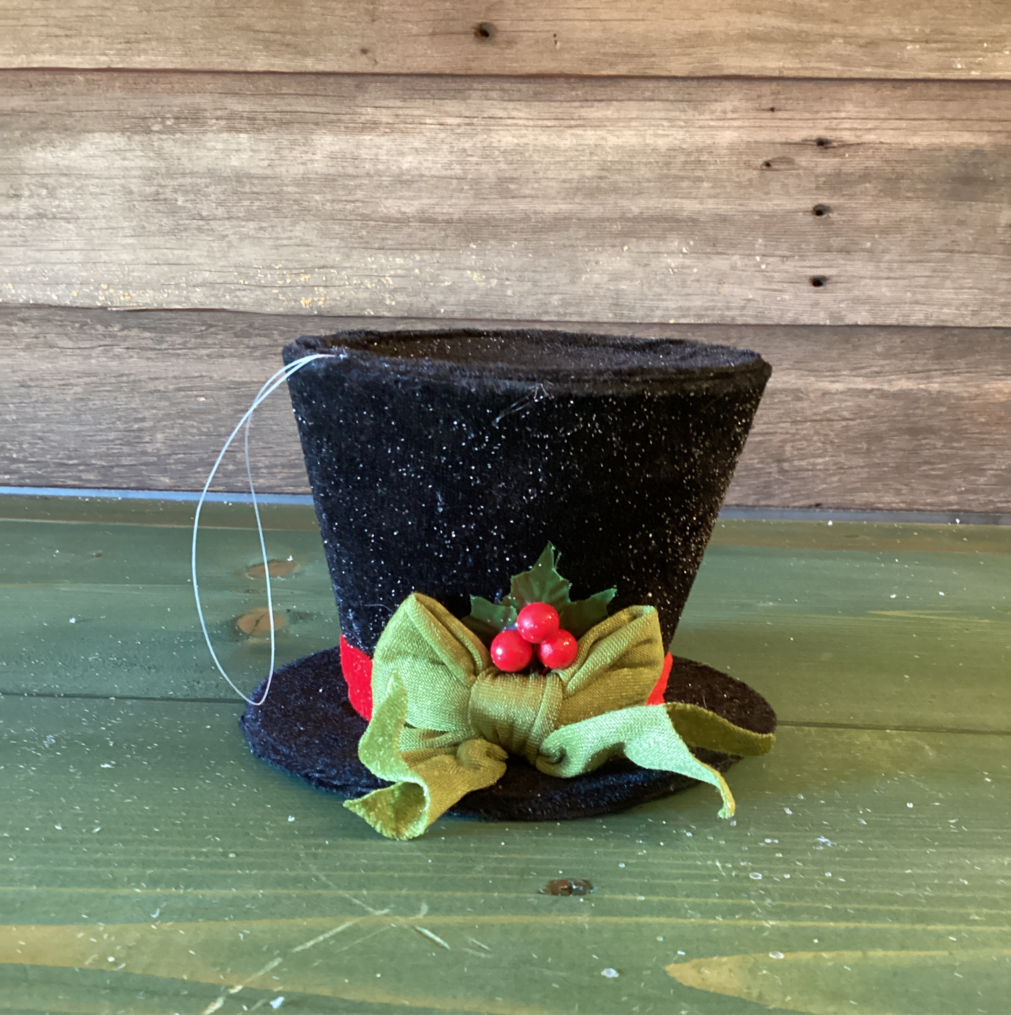 Black Top Hat (small)