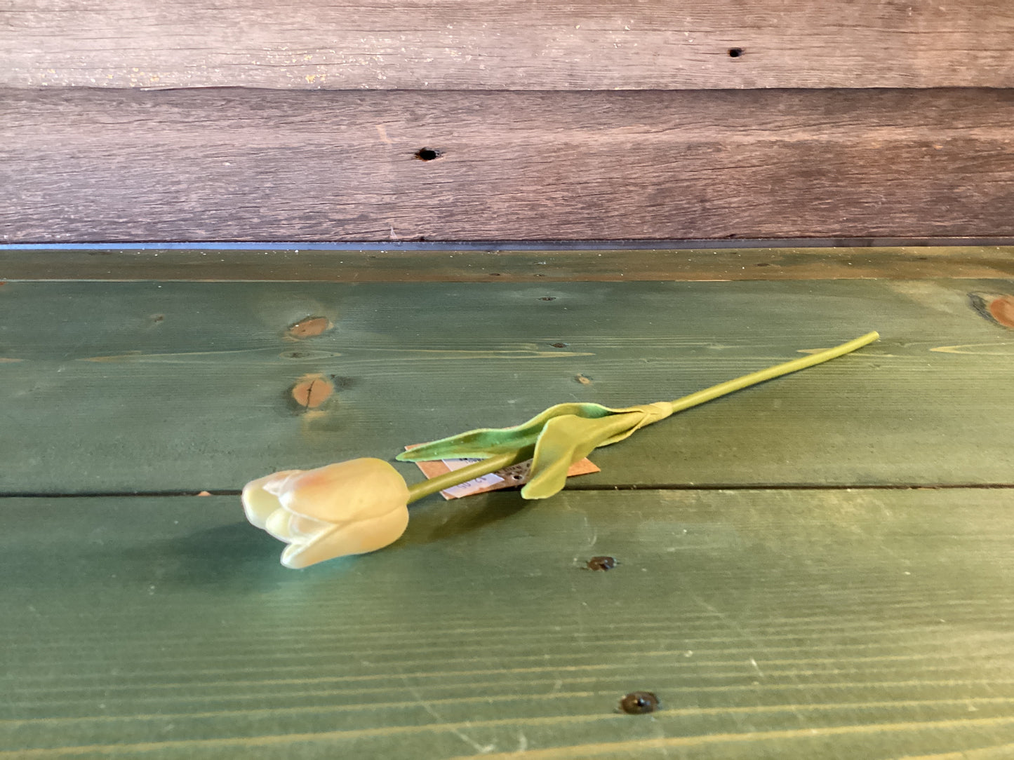 Feel Real Tulip Light Yellow