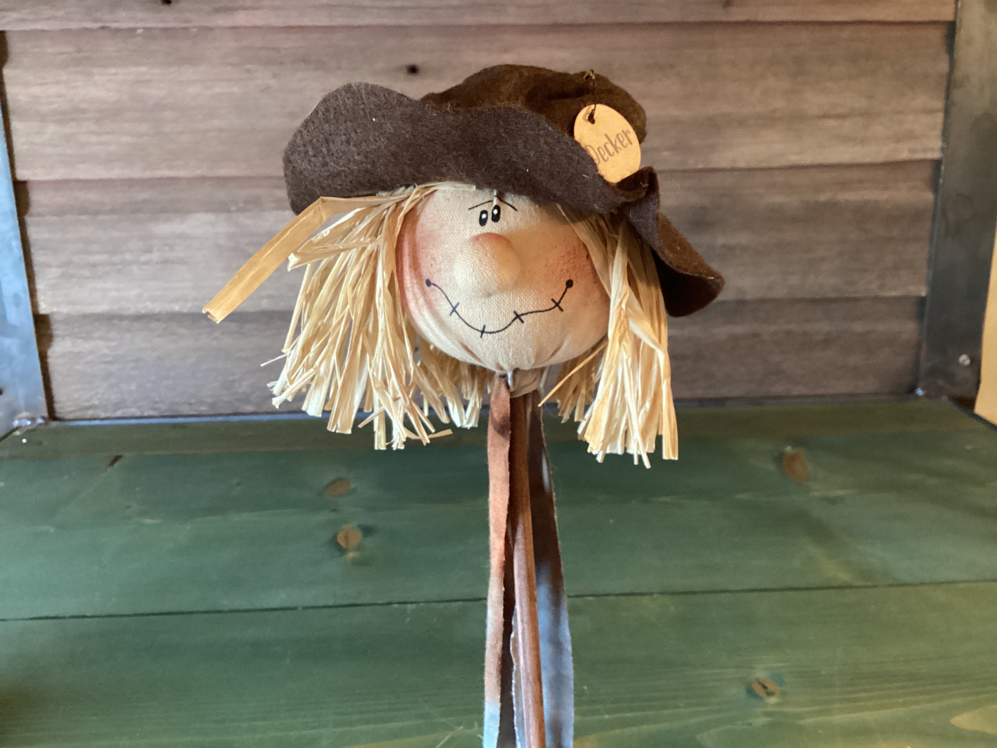 Scarecrow on a Stick Flora, Boswell, Decker