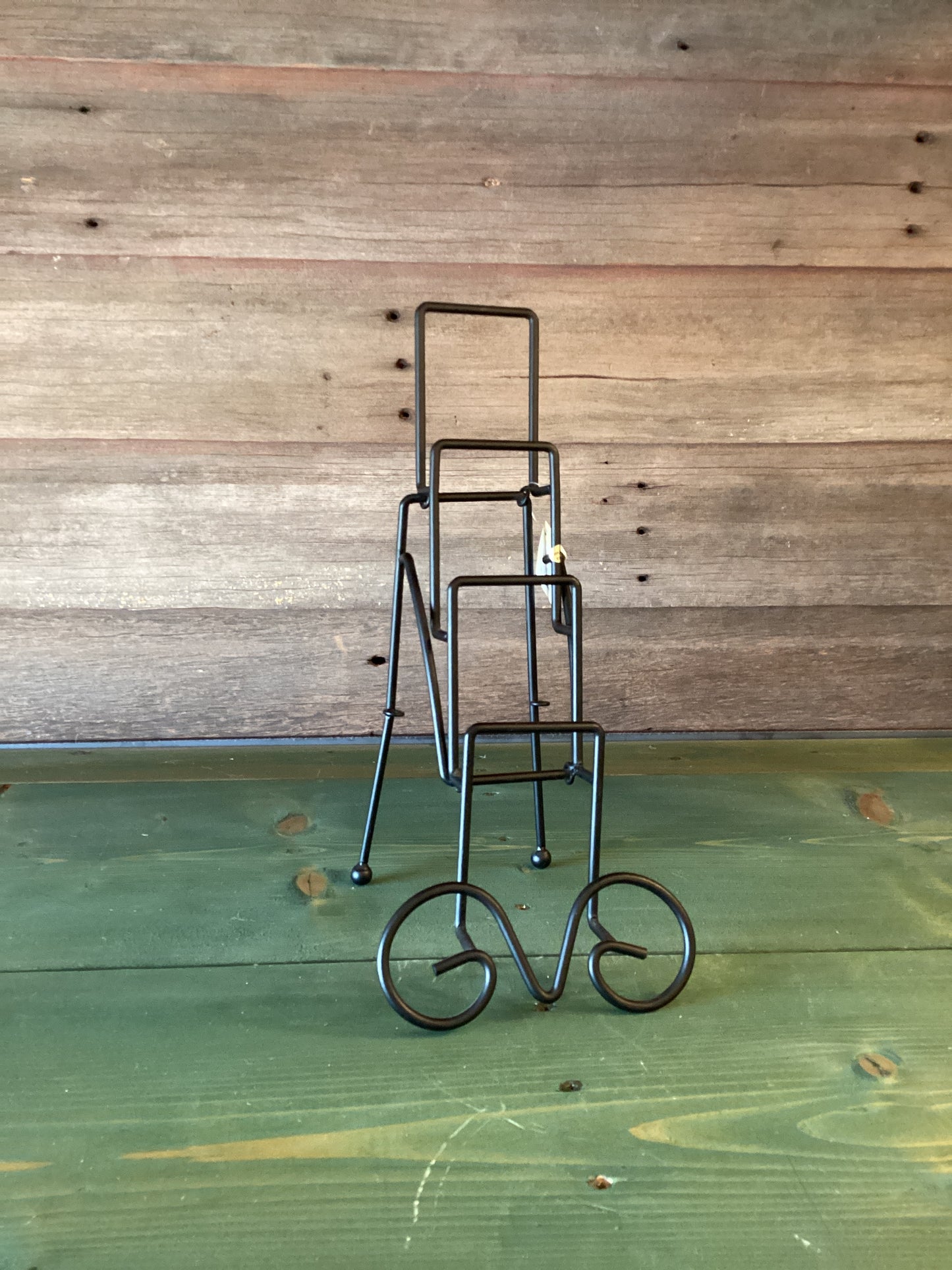 3 Tier Black Iron Plate Stand