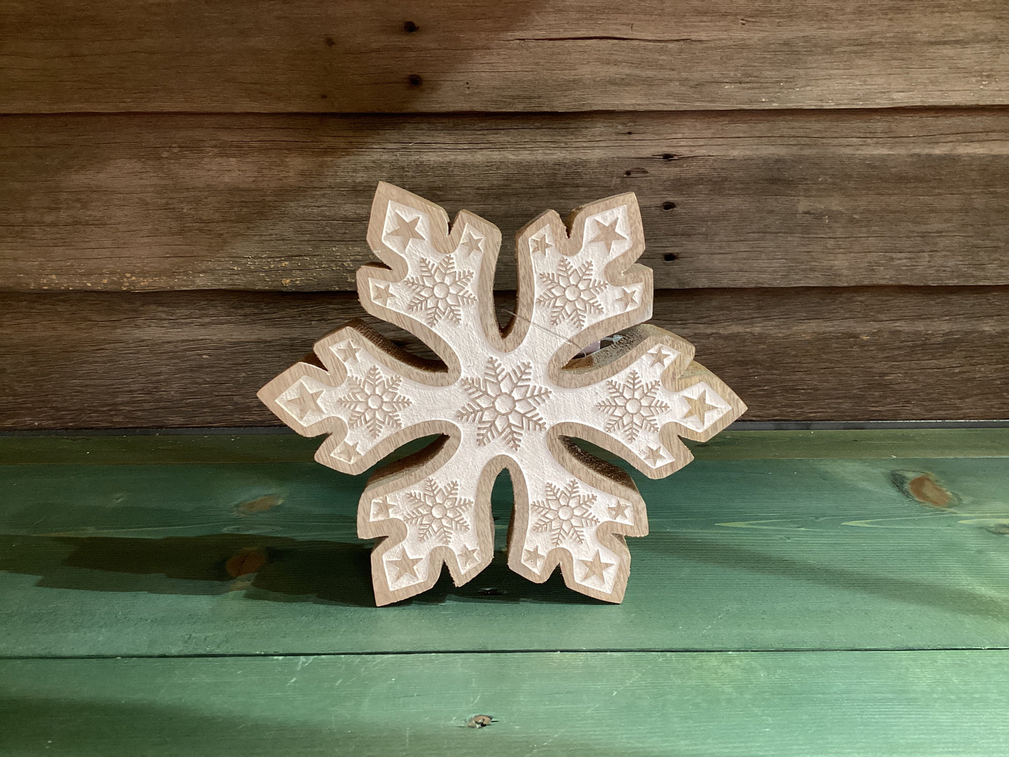 Snowflake w/ Embossed Snowflakes (med)