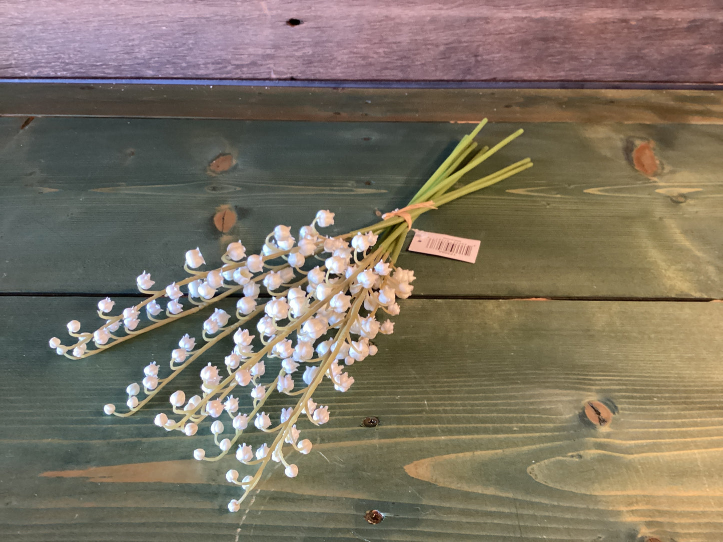 Feel Real White Lily of the Valley