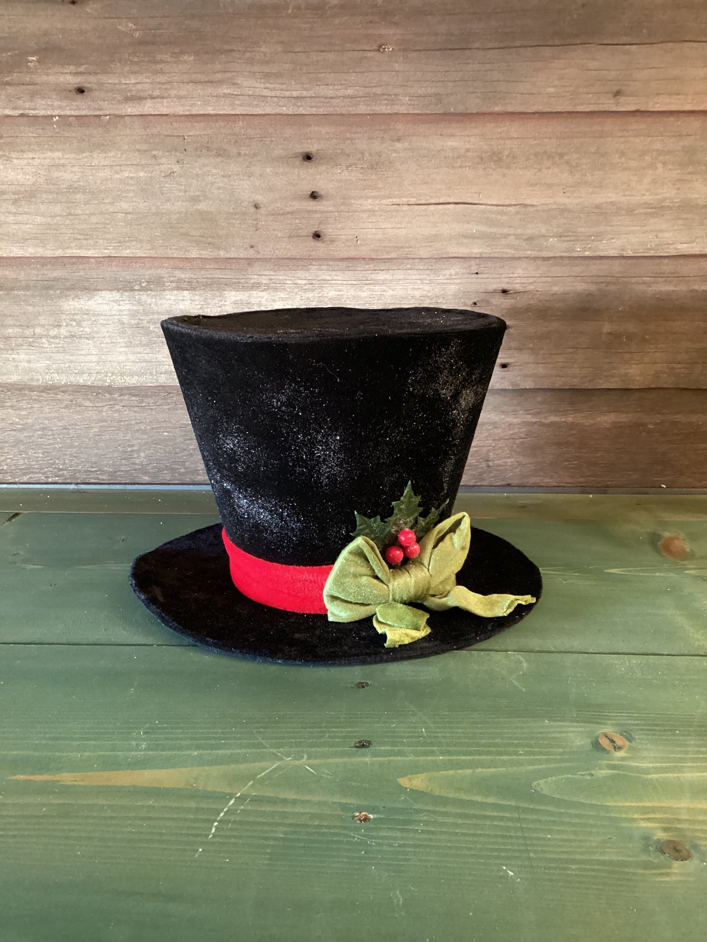 Black Top Hat