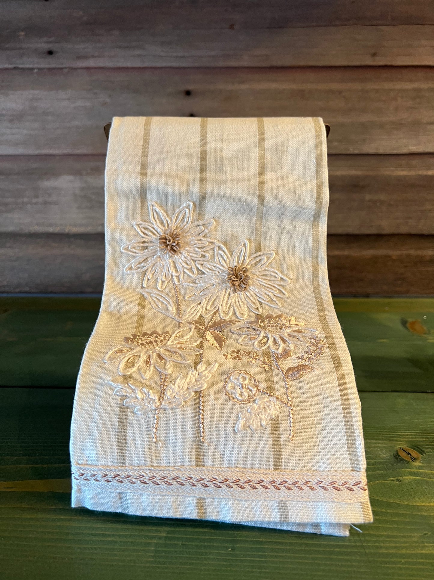 Cream Daisy Tea Towel