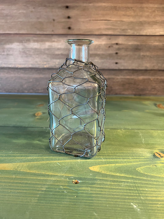 Chicken Wire Square Glass Vase (lg)