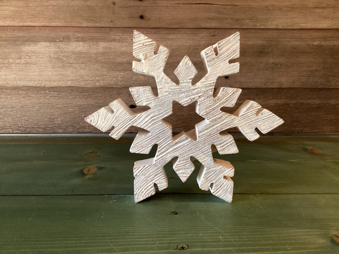 Rustic Snowflake (lg)