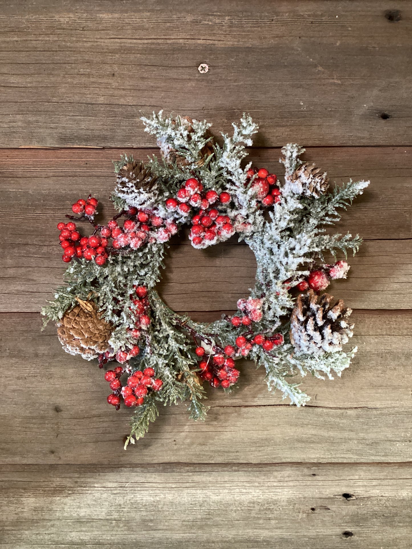 Snowy Pinecone Berry Ring