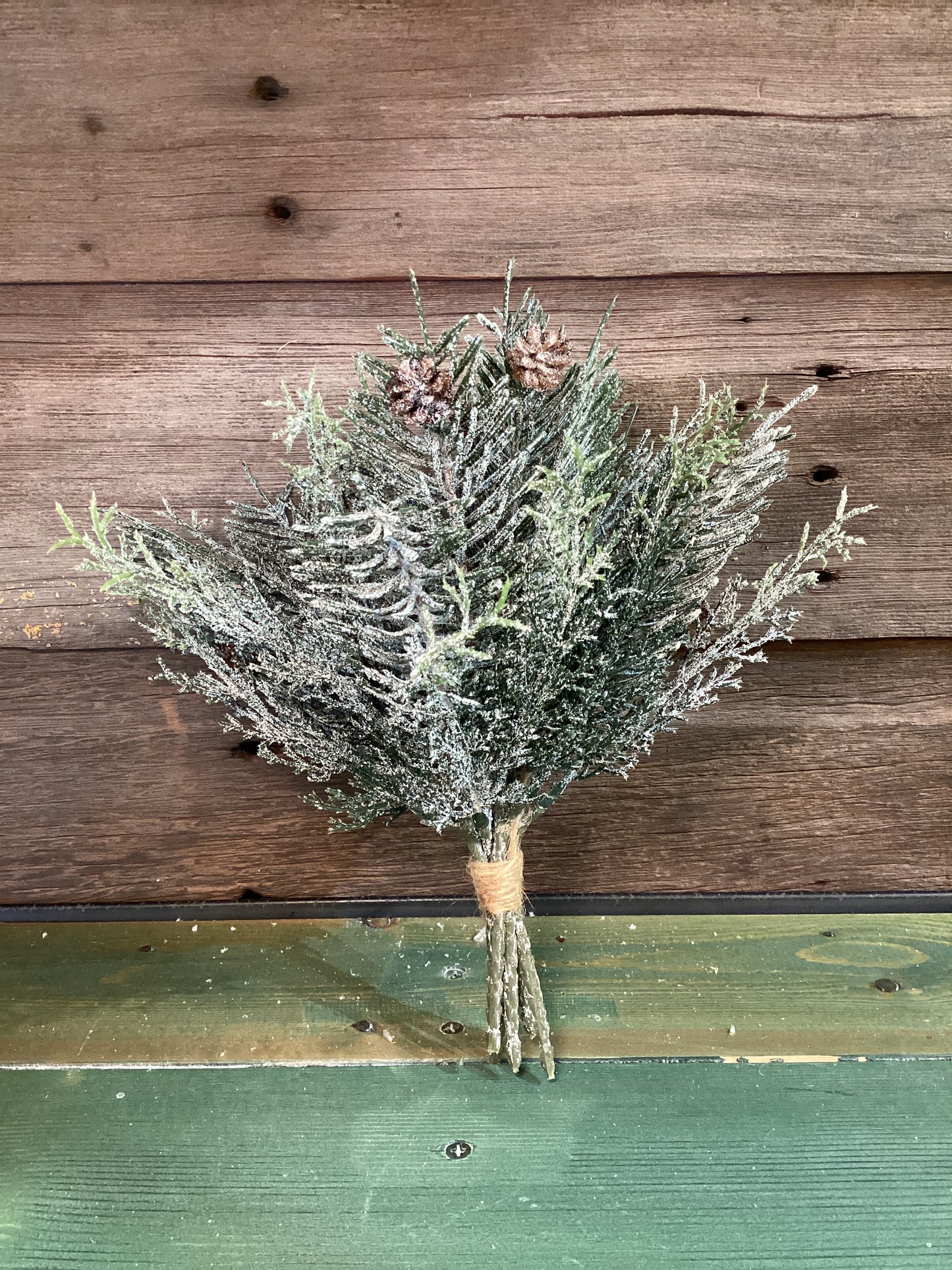 Sullivans Pine Bouquet