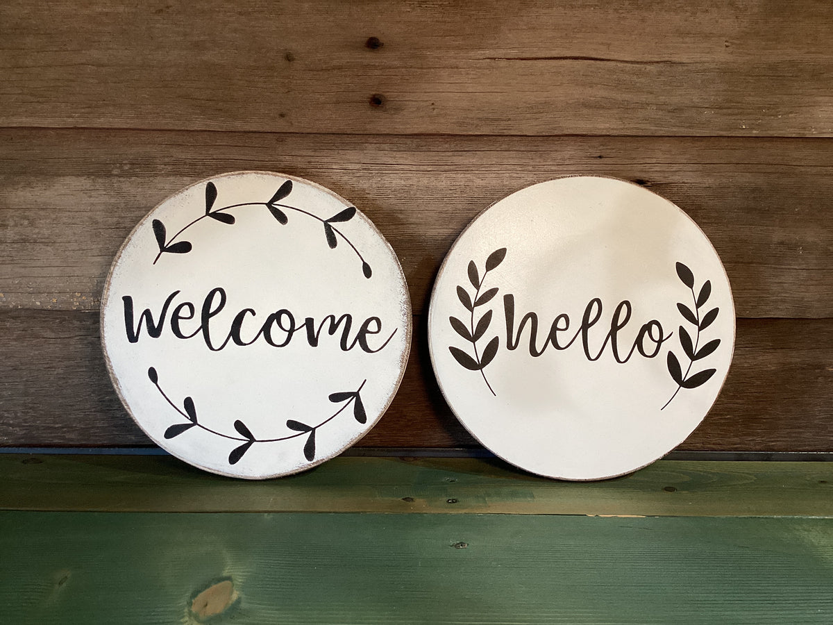 Maude & Maurrine's Handmade Round Sign