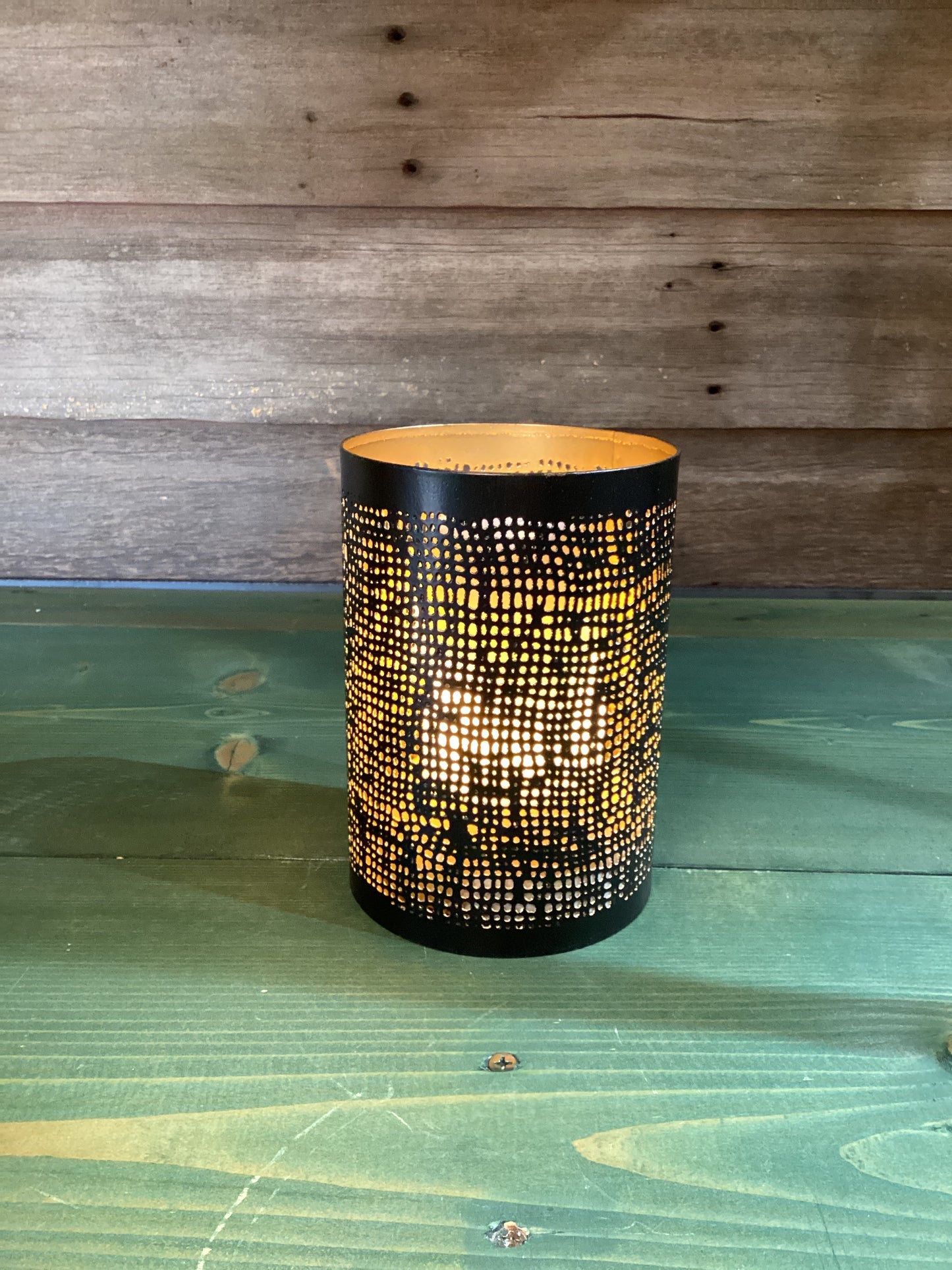 Black & Gold Metal Hurricane (sm)