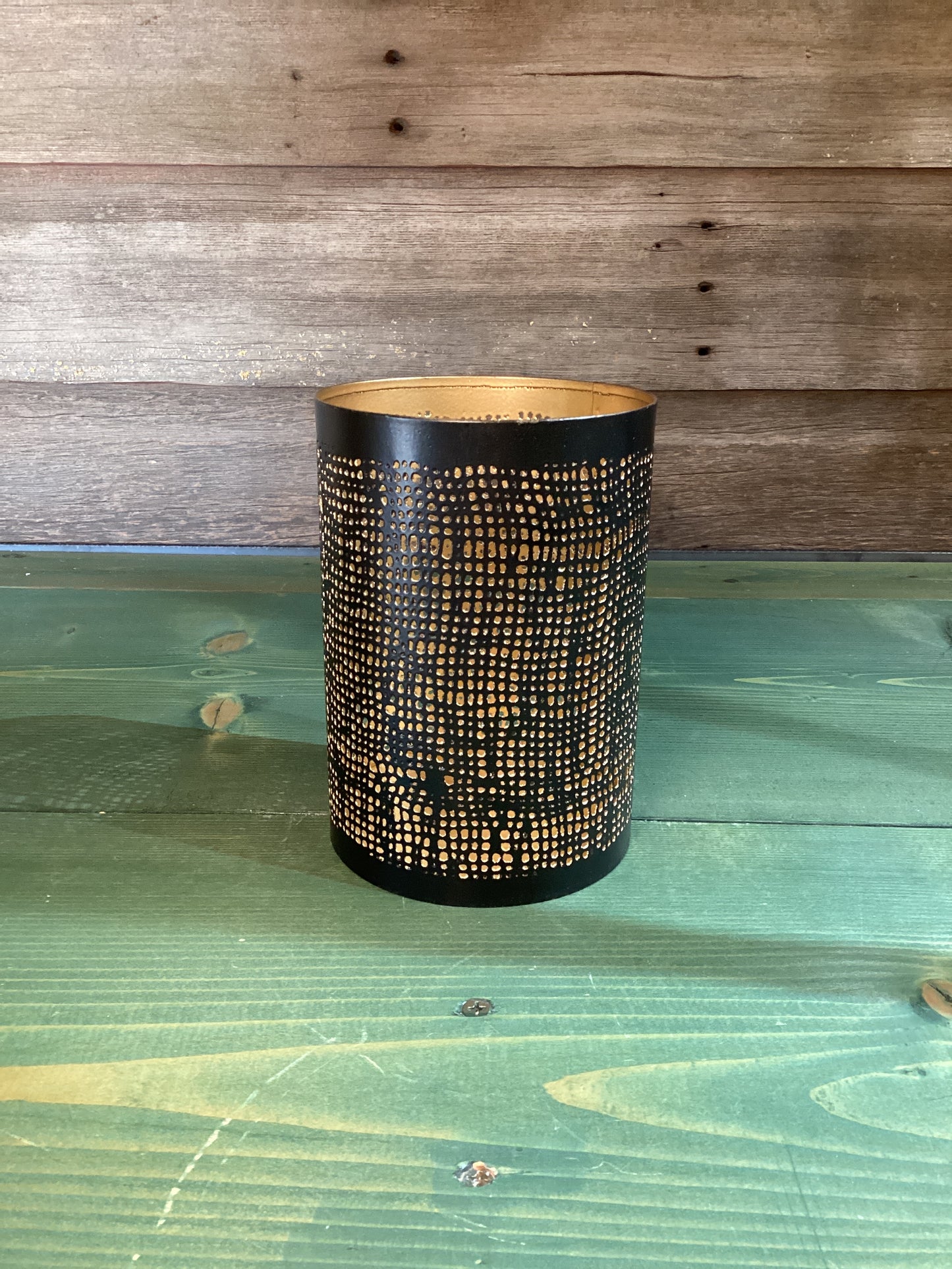 Black & Gold Metal Hurricane (sm)