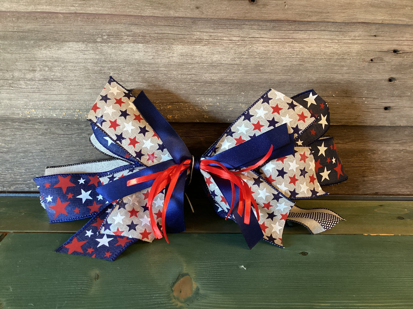 Handmade Bows Large (C/S)