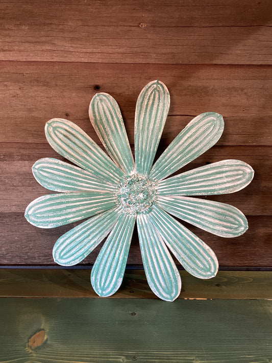 Turquoise Metal Flower (sm)