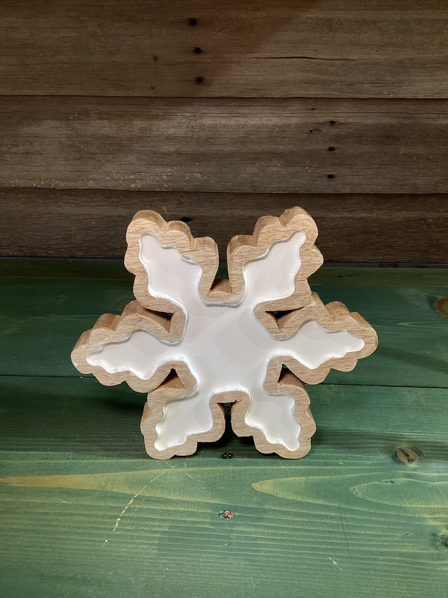 Enamel/Wood Trimmed Snowflake (lg)