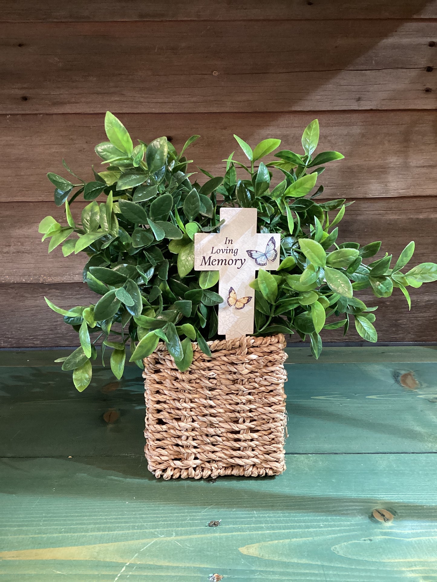 Memorial Pick Cross