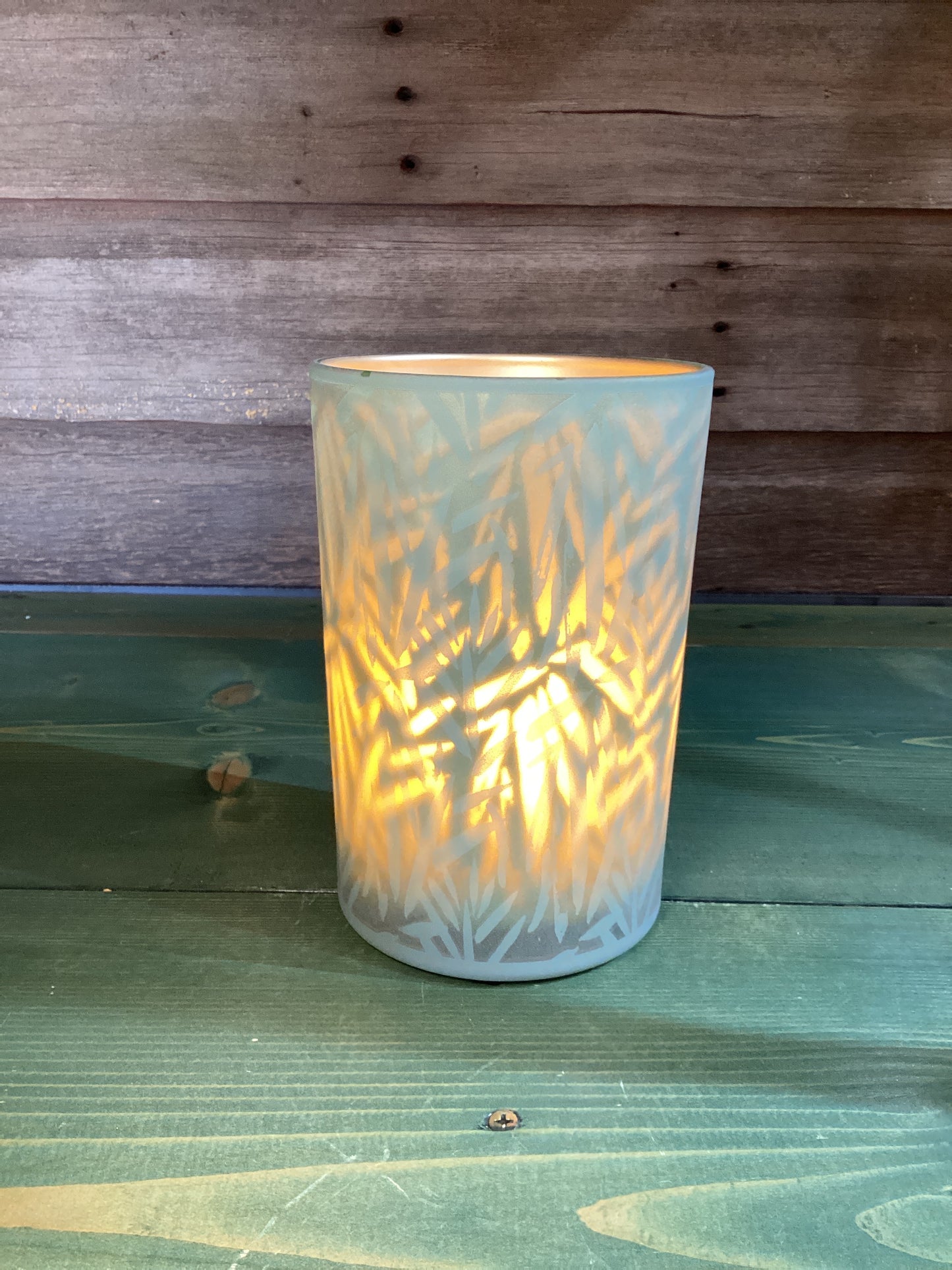 Sage Green Hurricane (lg)