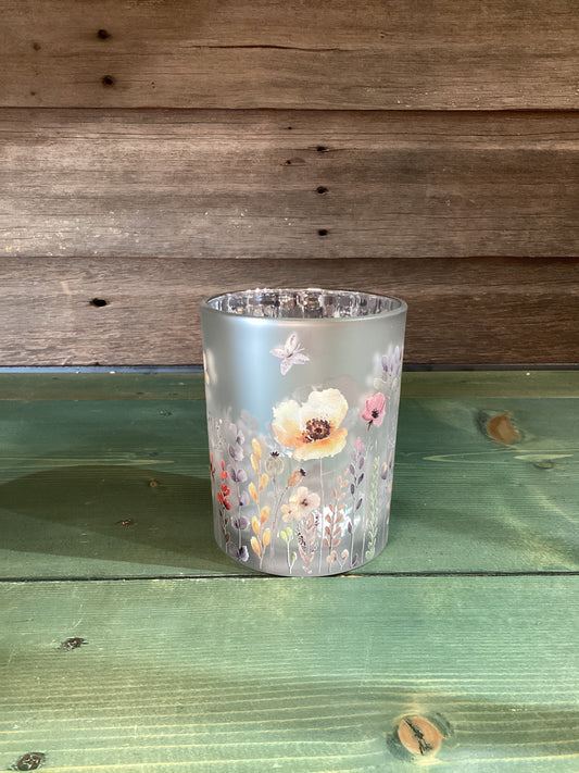 Flowers & Butterflies Hurricane (small)